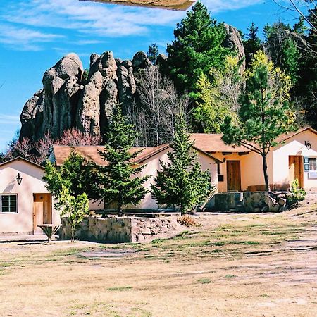 Cabanas Montebello Inn Кріл Екстер'єр фото